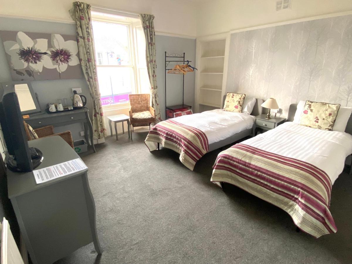 The County Hotel - Self Check-In, Ultra Fast Wi-Fi, Free Parking, Central Location Selkirk Eksteriør billede