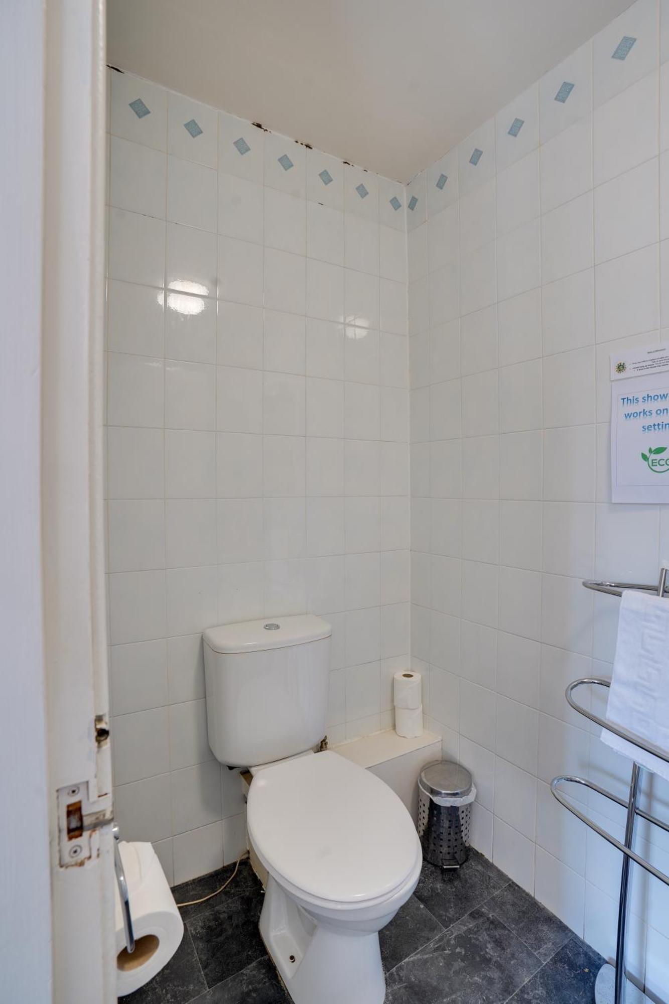 The County Hotel - Self Check-In, Ultra Fast Wi-Fi, Free Parking, Central Location Selkirk Eksteriør billede