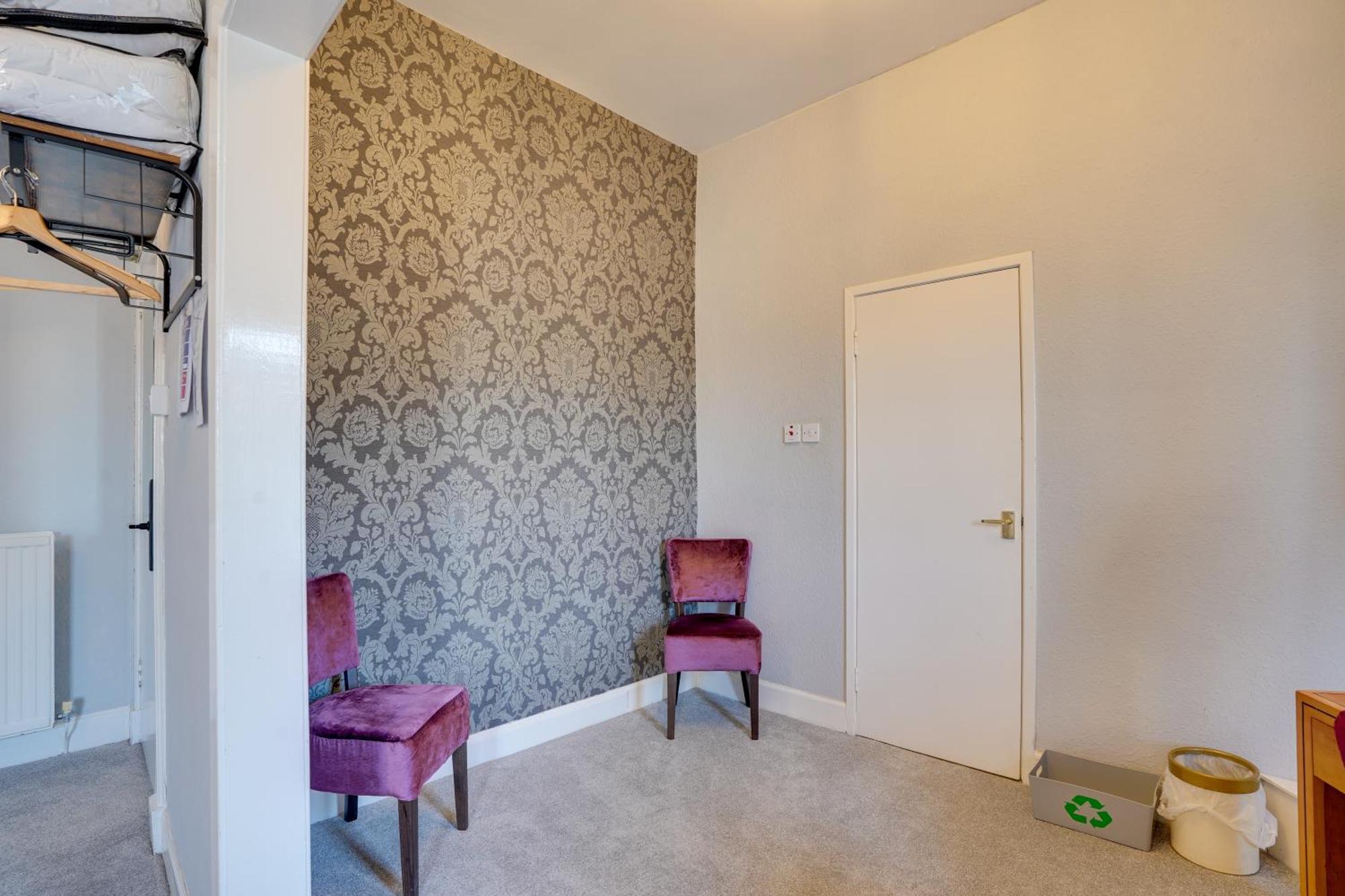 The County Hotel - Self Check-In, Ultra Fast Wi-Fi, Free Parking, Central Location Selkirk Eksteriør billede