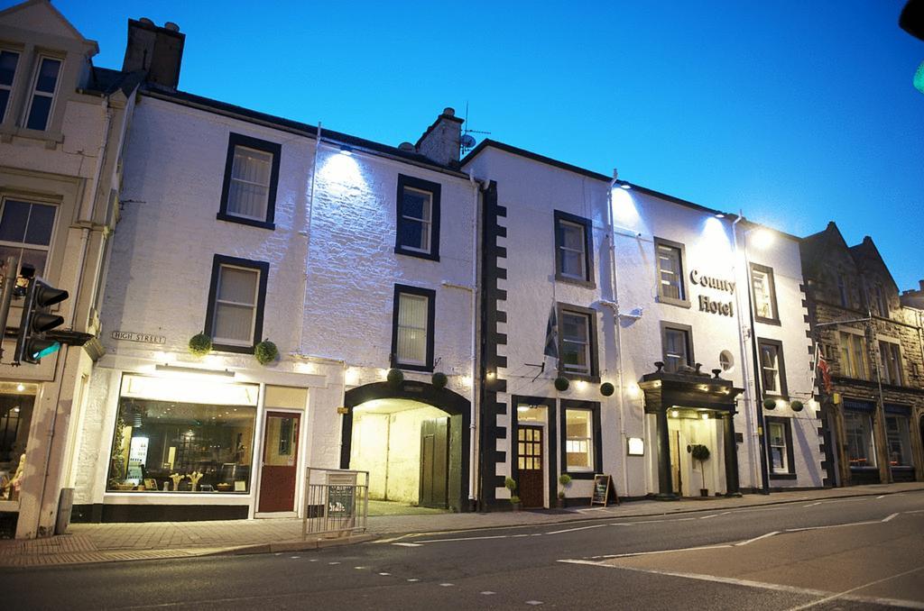 The County Hotel - Self Check-In, Ultra Fast Wi-Fi, Free Parking, Central Location Selkirk Eksteriør billede